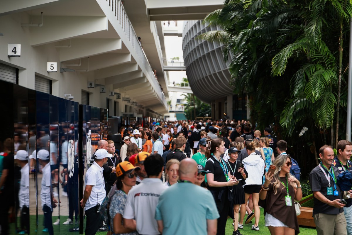 F1 Paddock: A Nexus for Startup Deals and Tech Integration