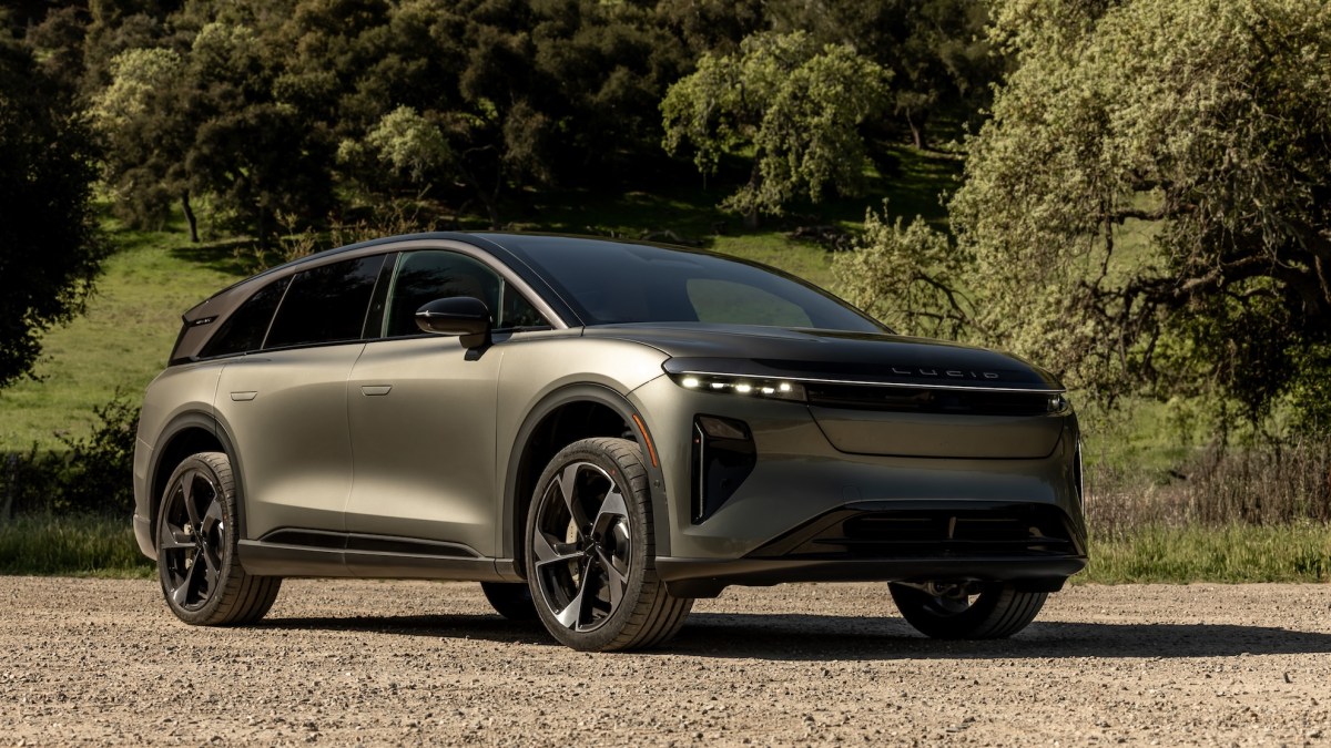 Lucid Motors Leadership Shift Signals Organizational Transformation