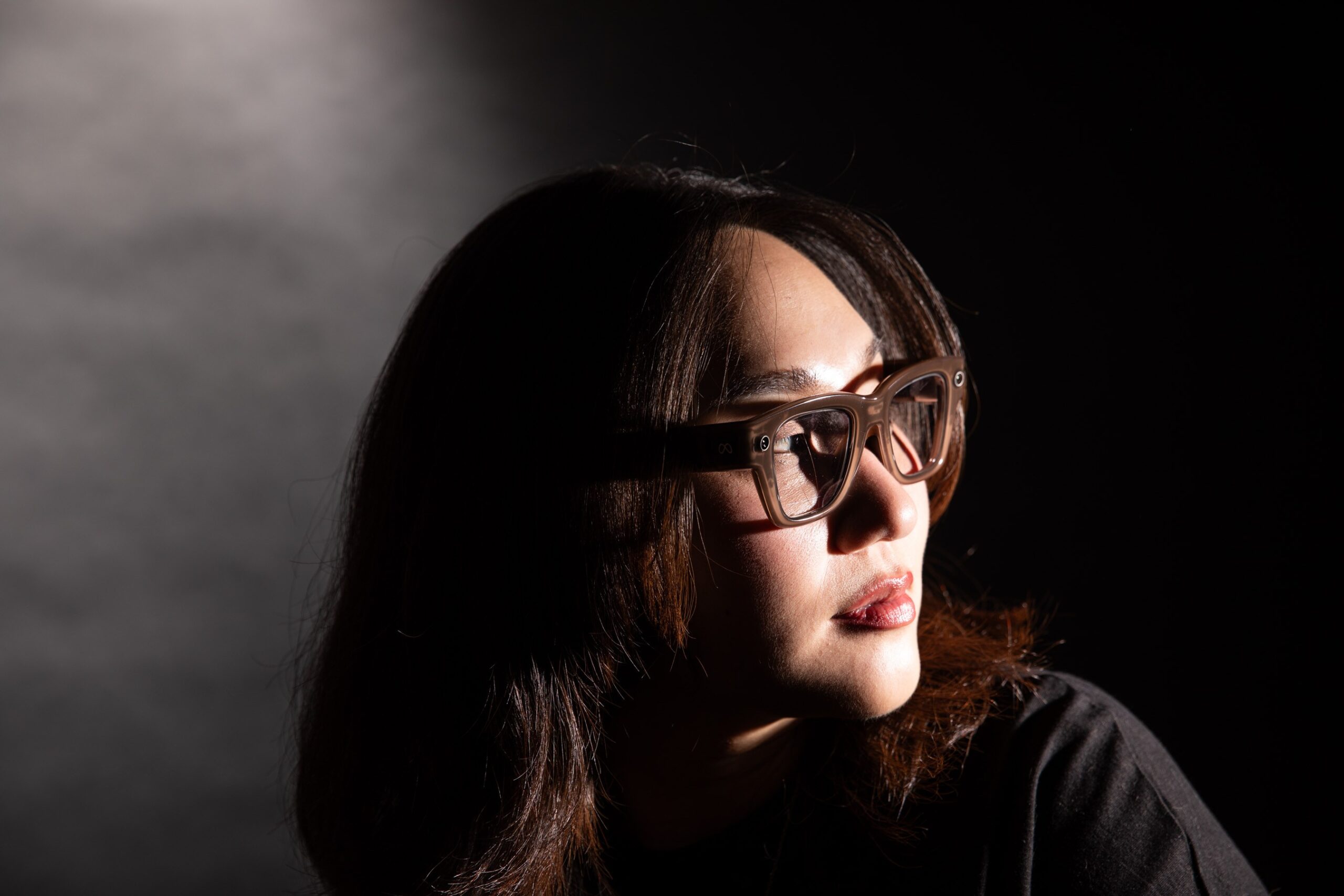 Smart Glasses and AI Wearables: Privacy Dilemmas
