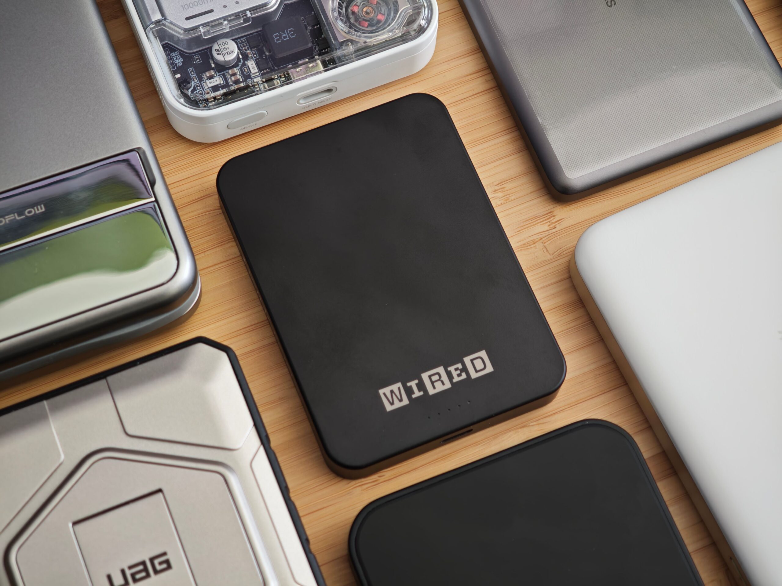 MagSafe Power Banks: Efficiency and Human Dependency on Wireless Systems