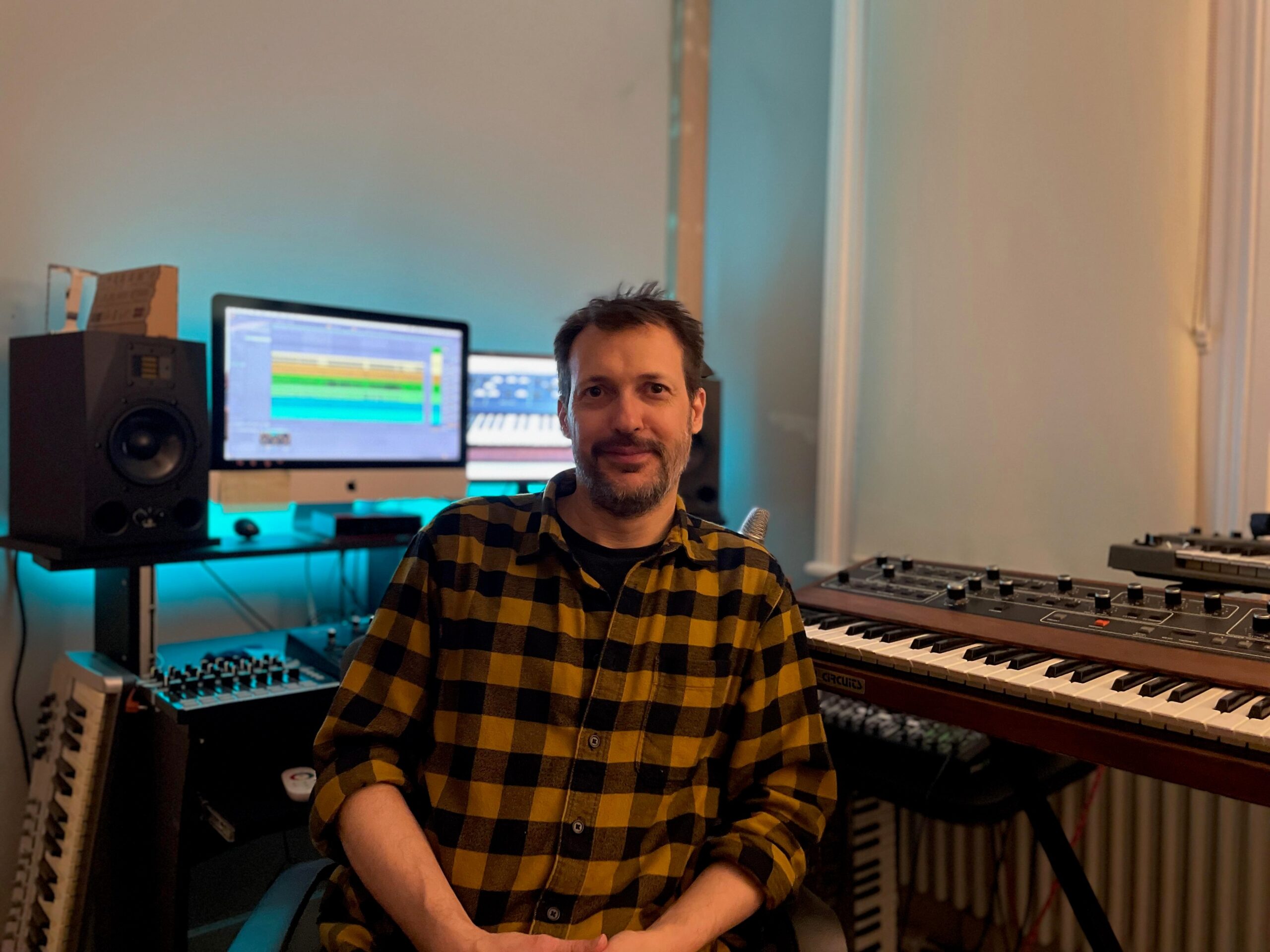 Oli Freke's Beat Gems: Synth Historian's Journey Through Drum Machines