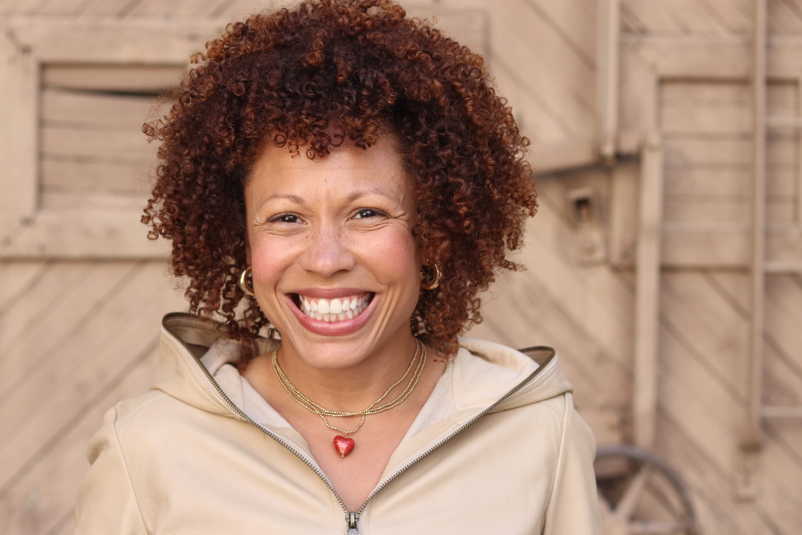Angela Nissel's Humor in Grief and its Reflection on Digital Interaction