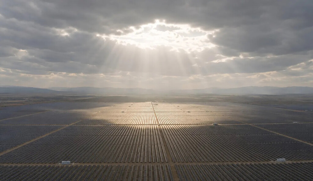 Los Drones se Agrupan para la Eficiencia Solar: La Audaz Visión de Meteoric