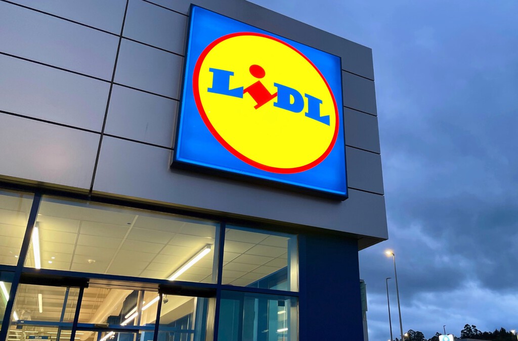 Lidl's Smart Solution for Hidden Power Outlets