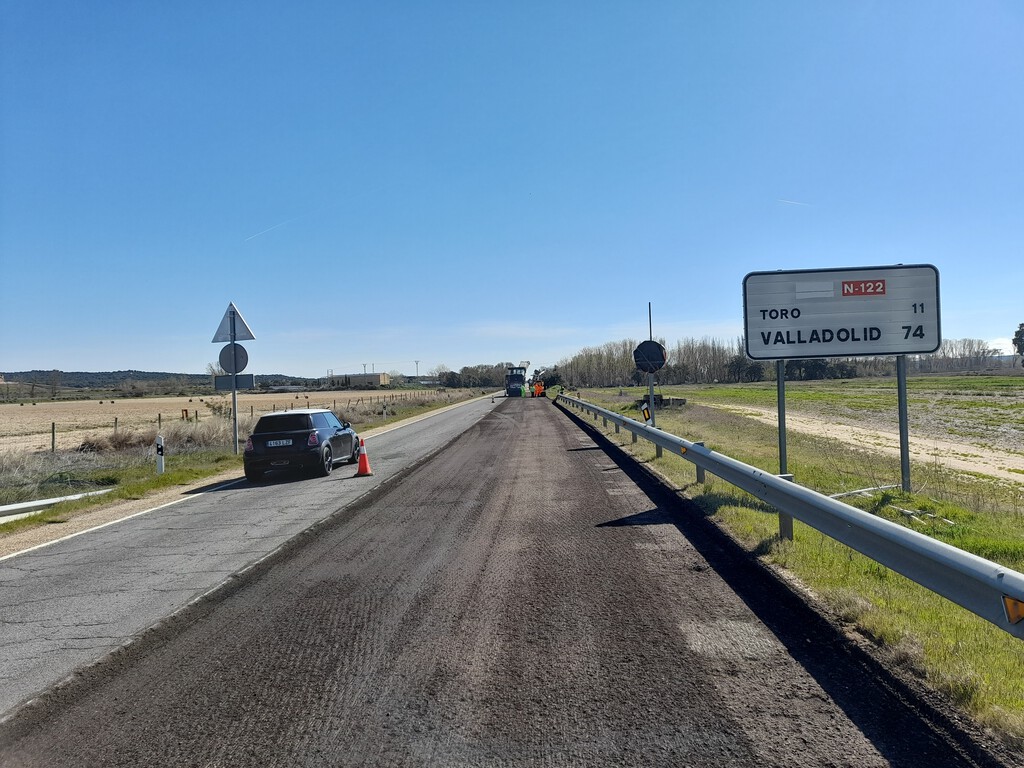 El Plan de Inversión en Carreteras de España Detenido: Implicaciones en Desarrollo