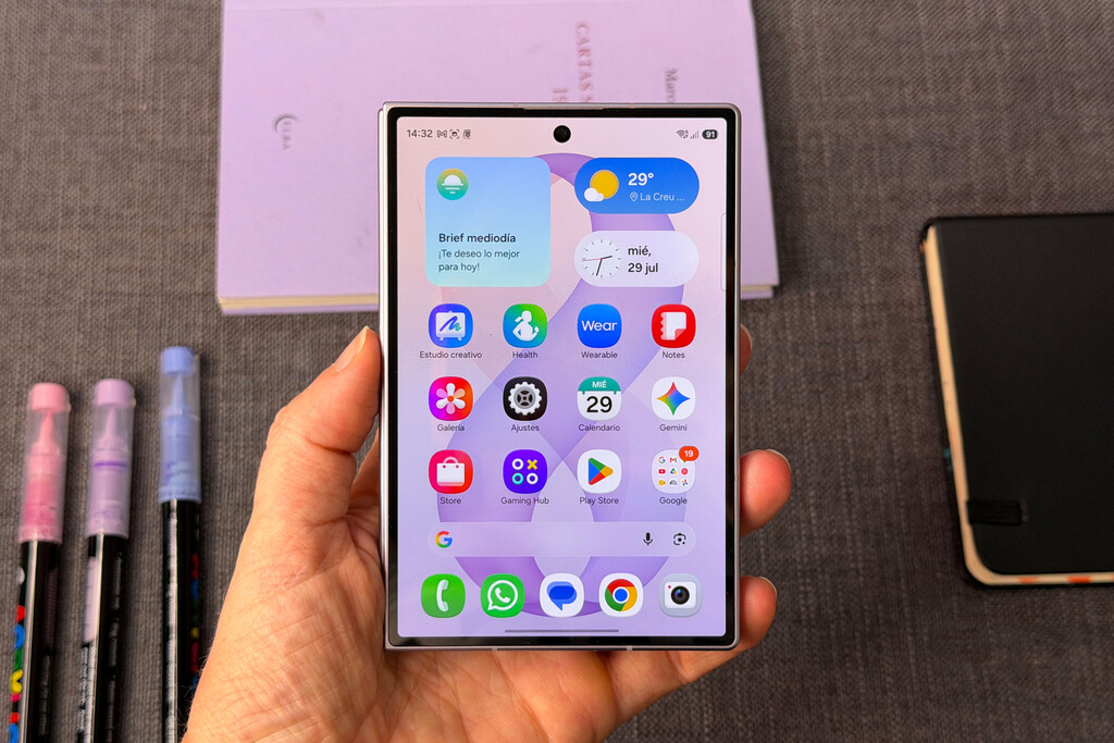 Samsung Rolls Out One UI 9 With Enhanced AI Features