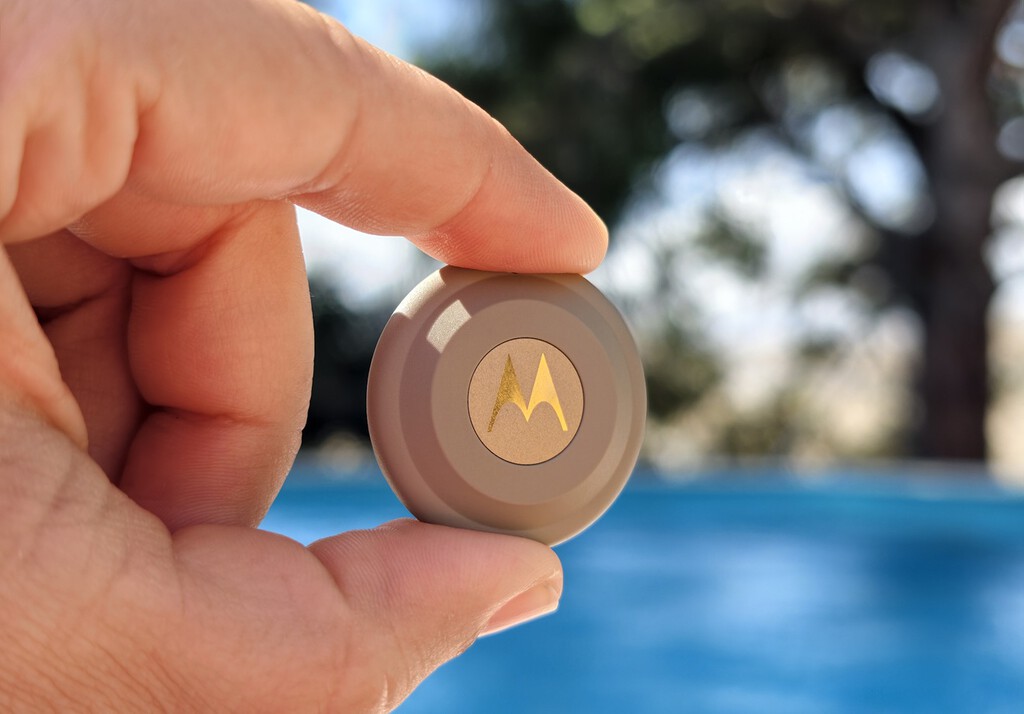 Motorola Moto Tag 2: Precision and Adaptation in Object Tracking